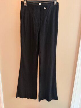 Halara M Black Ribbed flaredWide-Leg Pants Size M
